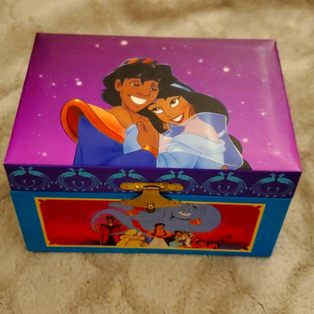 Disney princess music box